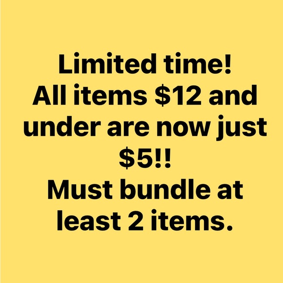 Charlotte Russe white top Sz M - Picture 8 of 8